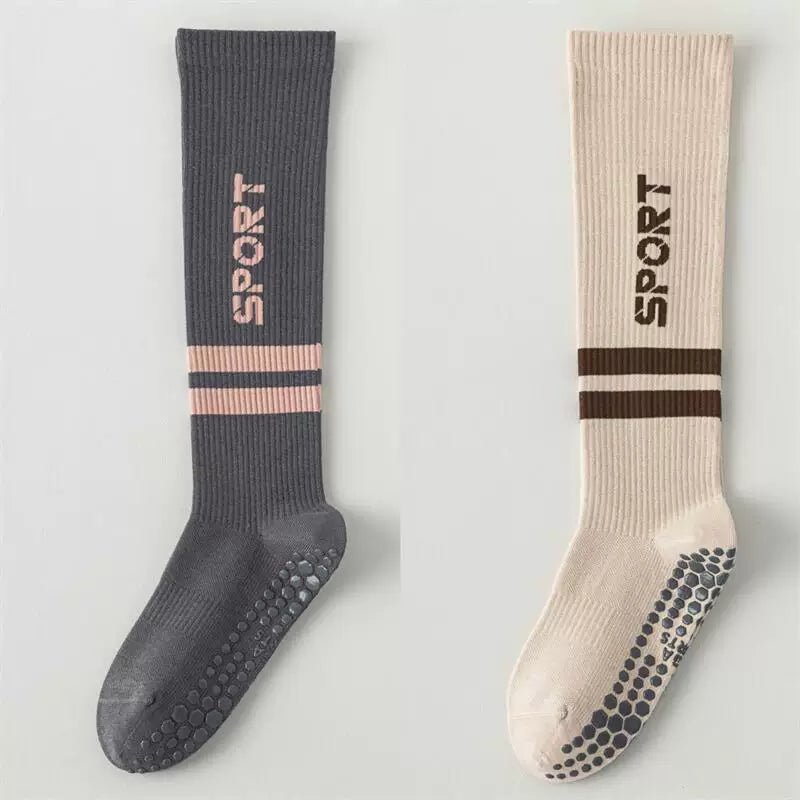 Hawecc | Indoor Mid-Calf Split-Toe Yoga Socks