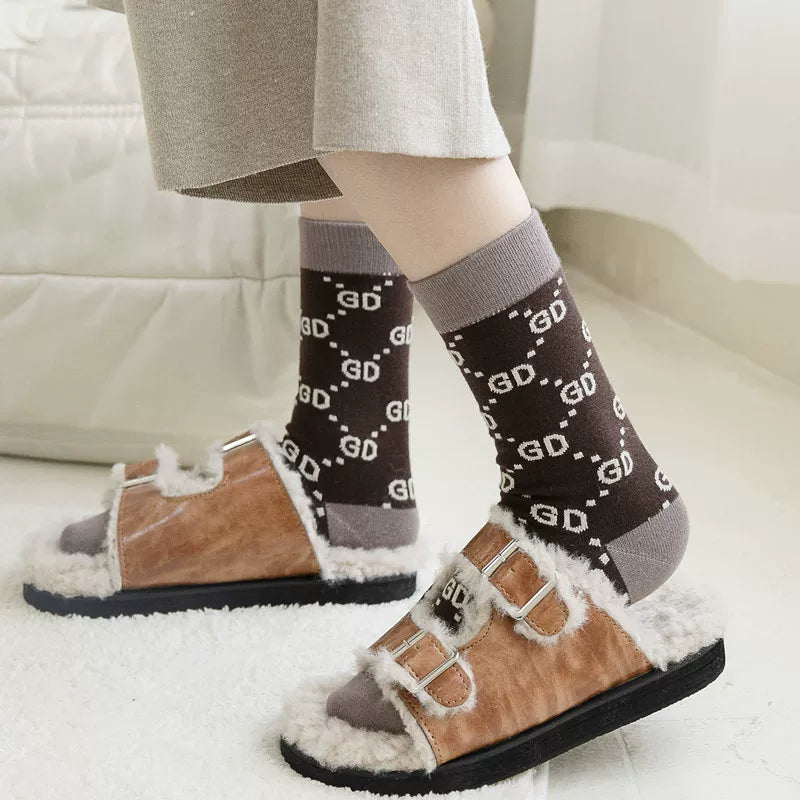 Hawecc | Women’s Mid-Calf Split-Toe Socks with Floor Grip