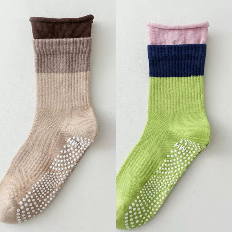 Hawecc | Non-Slip Split-Toe Mid-Calf Socks for Floor Workouts