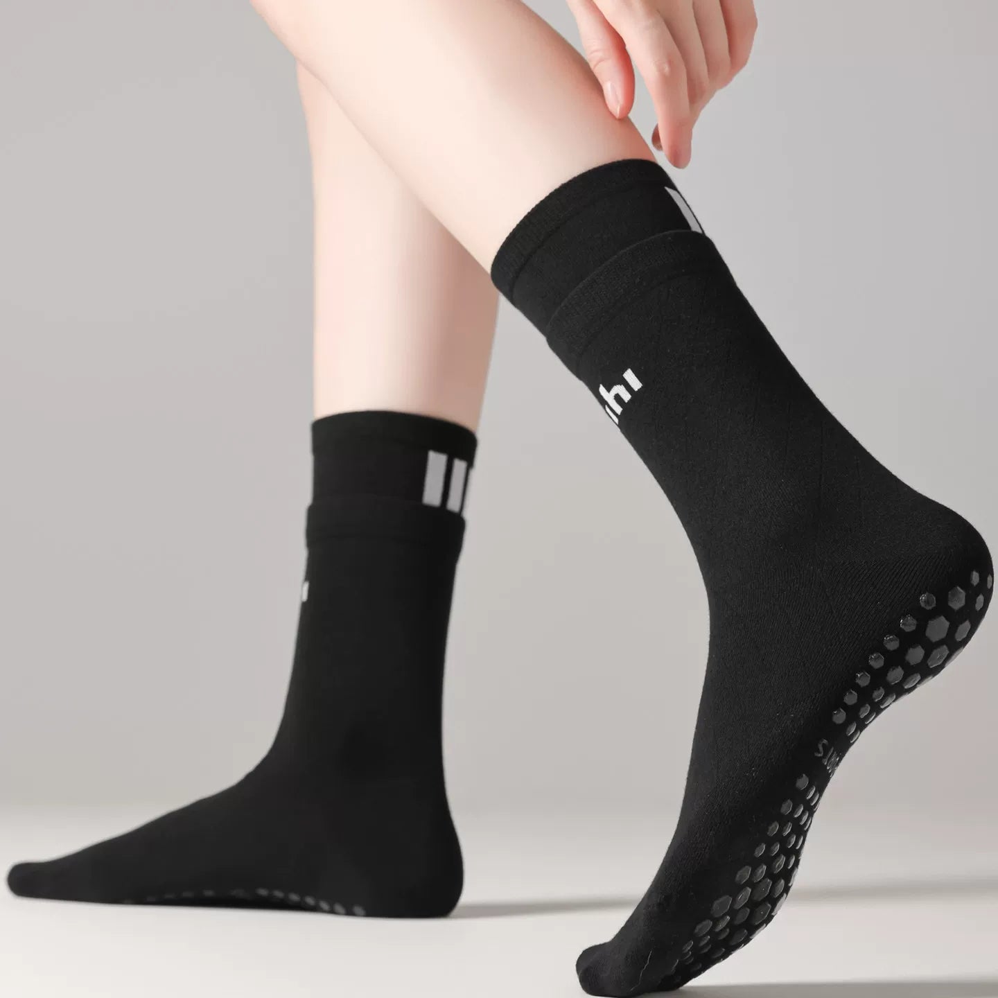 Hawecc | Women’s Mid-Calf Non-Slip Pilates Socks
