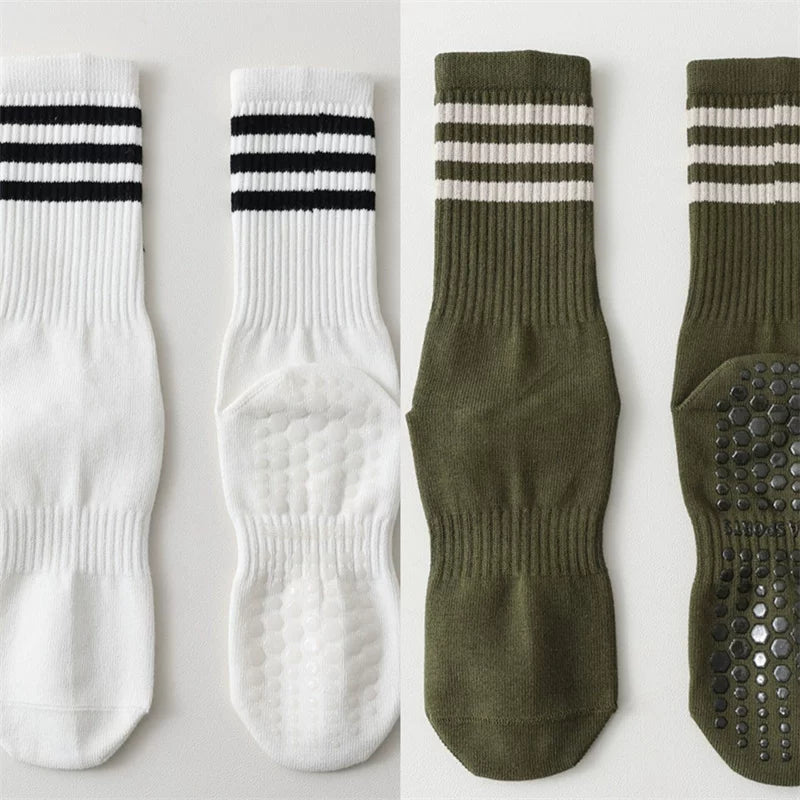 Hawecc | Indoor Mid-Calf Socks for Women with Grip and Split Toe