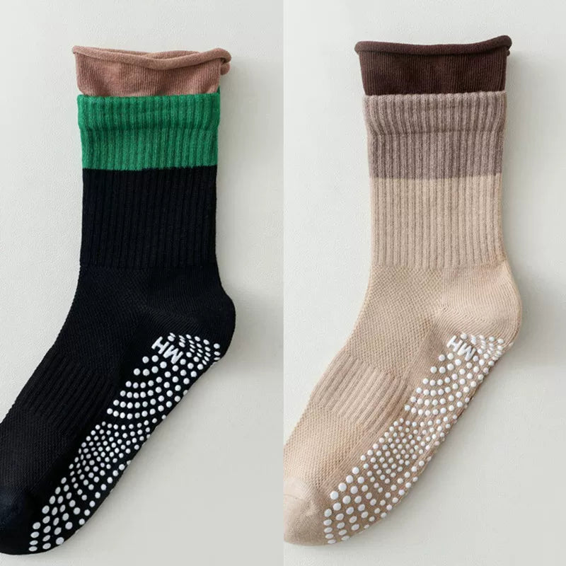 Hawecc | Non-Slip Split-Toe Mid-Calf Socks for Floor Workouts