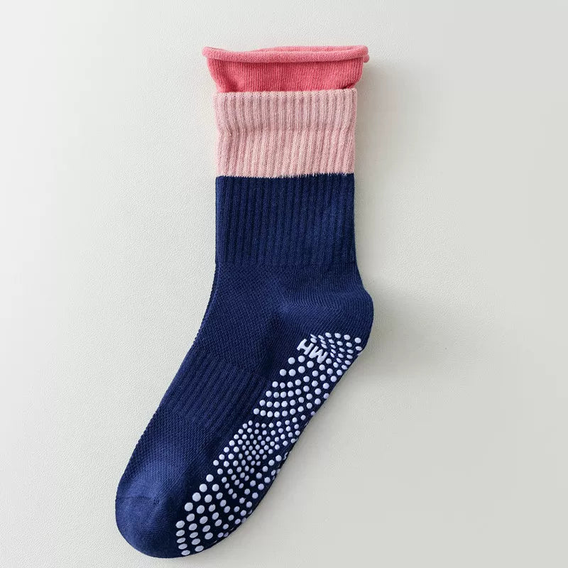 Hawecc | Non-Slip Split-Toe Mid-Calf Socks for Floor Workouts