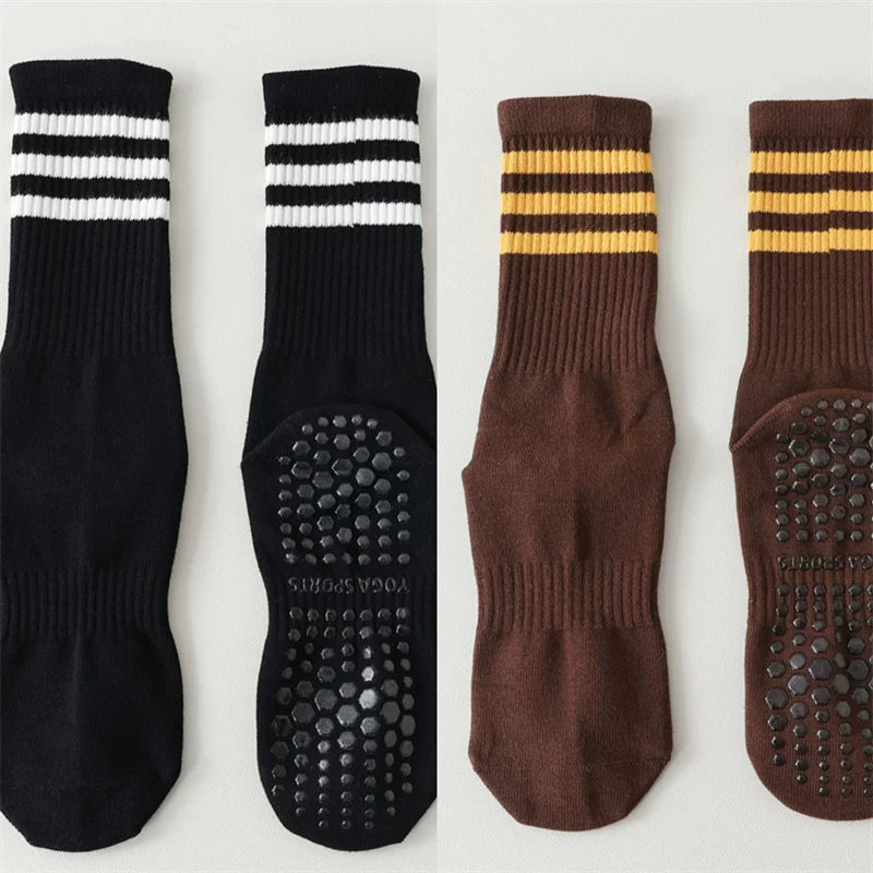 Hawecc | Indoor Mid-Calf Socks for Women with Grip and Split Toe