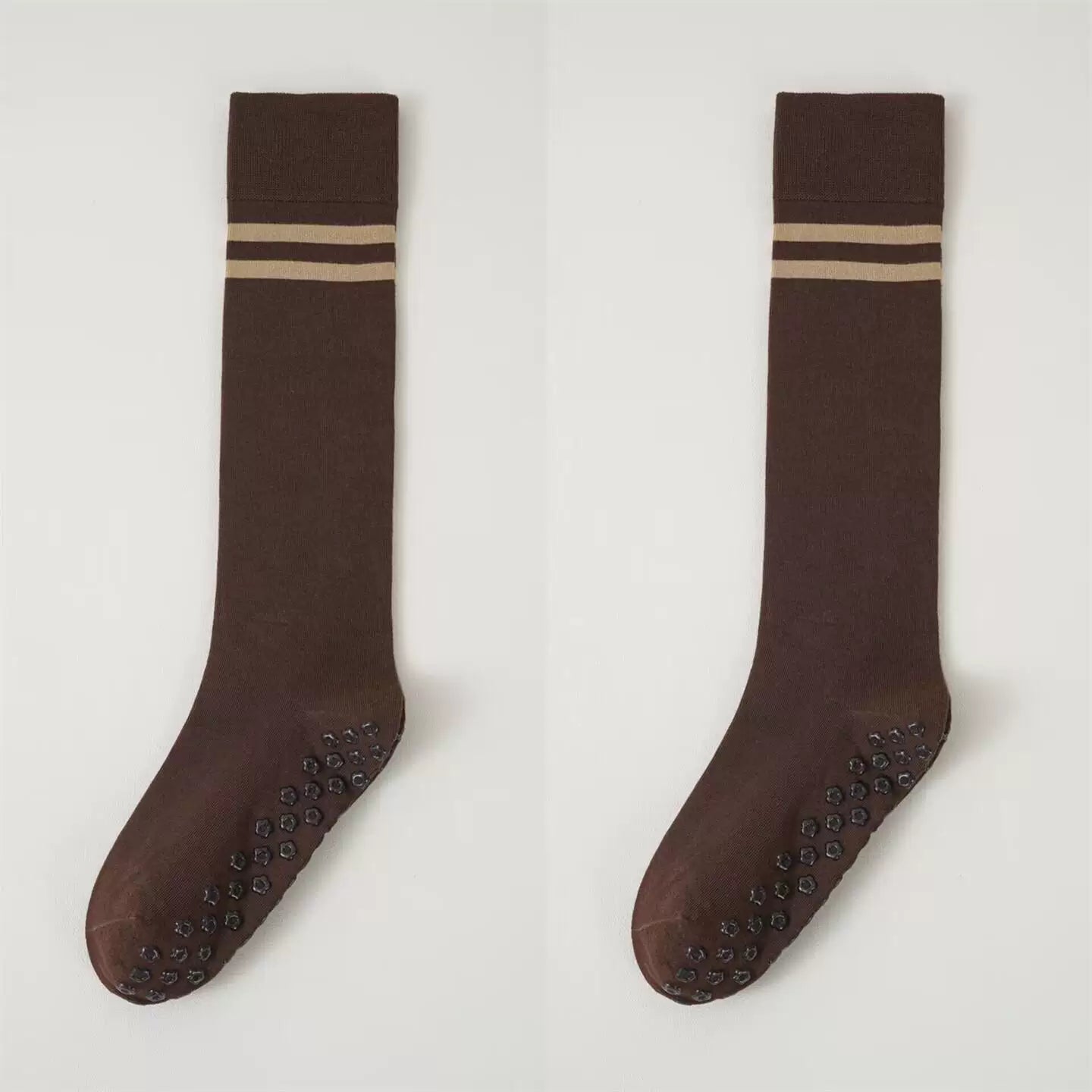 Hawecc | Professional Mid-Calf Split-Toe Yoga Socks