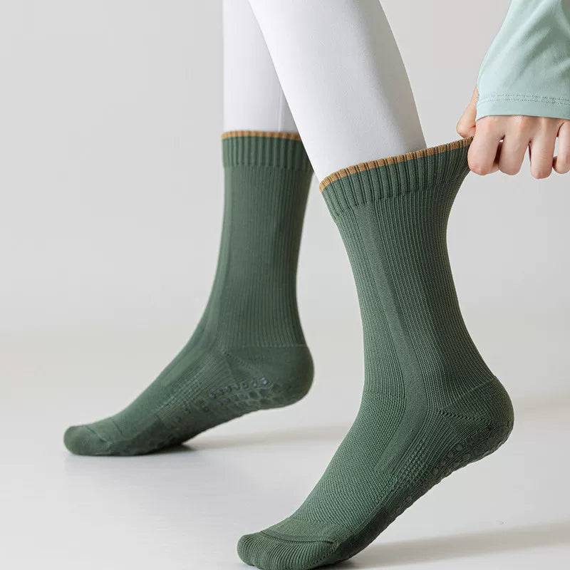 Hawecc | Indoor Yoga and Pilates Socks with Split-Toe