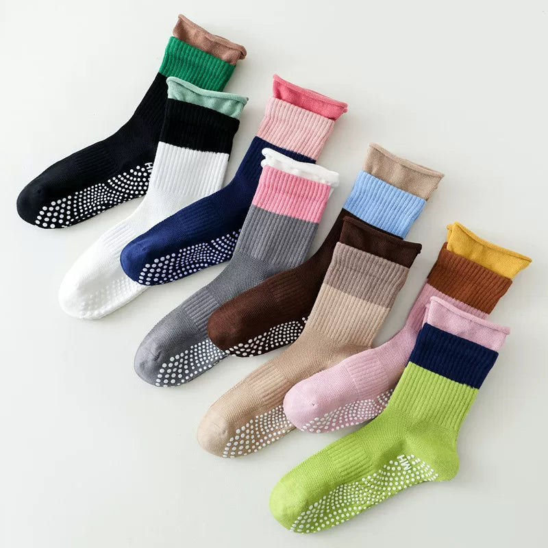 Hawecc | Non-Slip Split-Toe Mid-Calf Socks for Floor Workouts