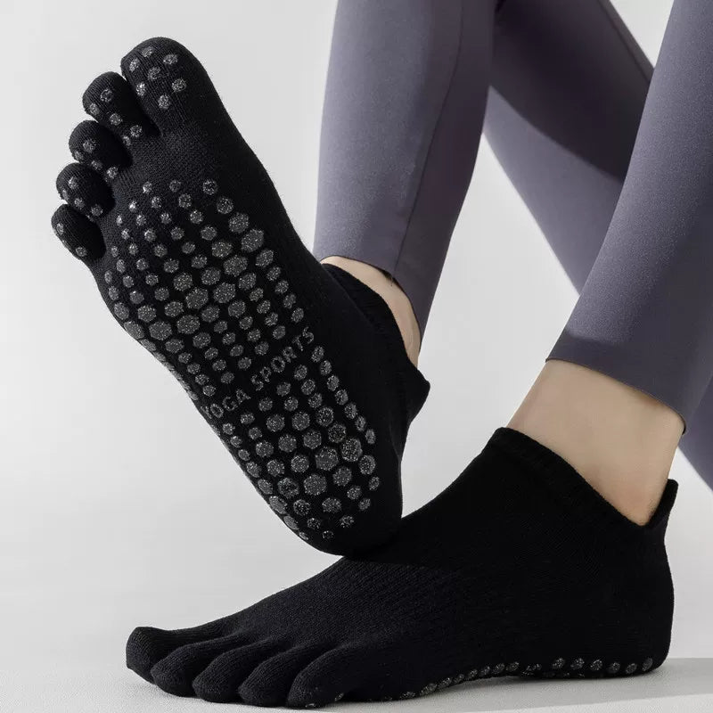 Hawecc | Indoor Fitness Socks with Split-Toe and Grip