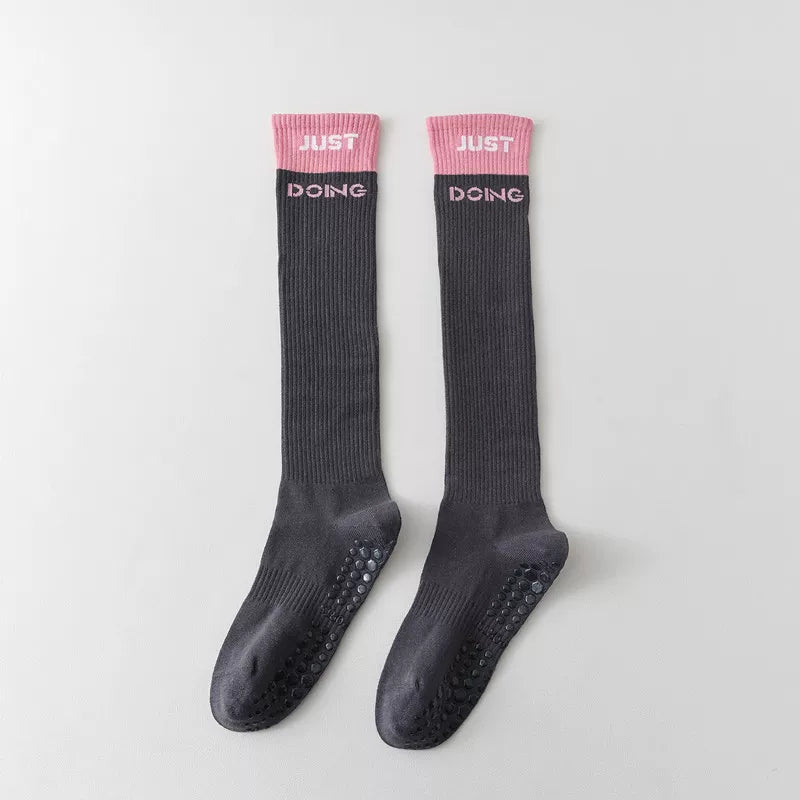 Hawecc | Indoor Fitness Socks with Split-Toe Design for Women