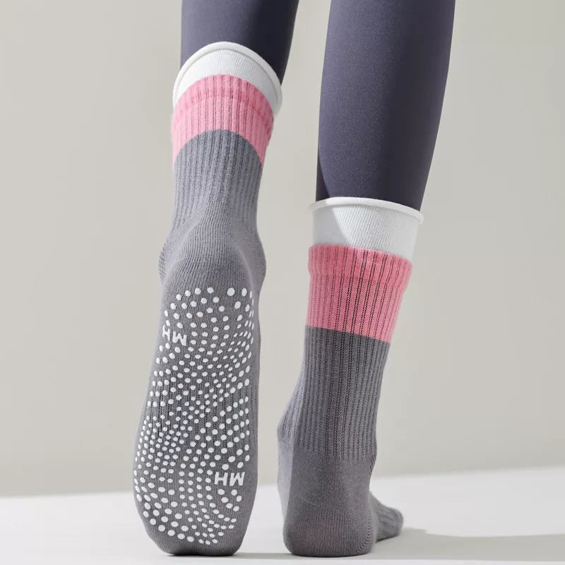 Hawecc | Non-Slip Split-Toe Mid-Calf Socks for Floor Workouts