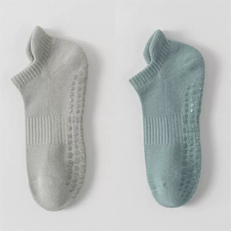 Hawecc | Women’s Mid-Calf Non-Slip Pilates and Yoga Socks