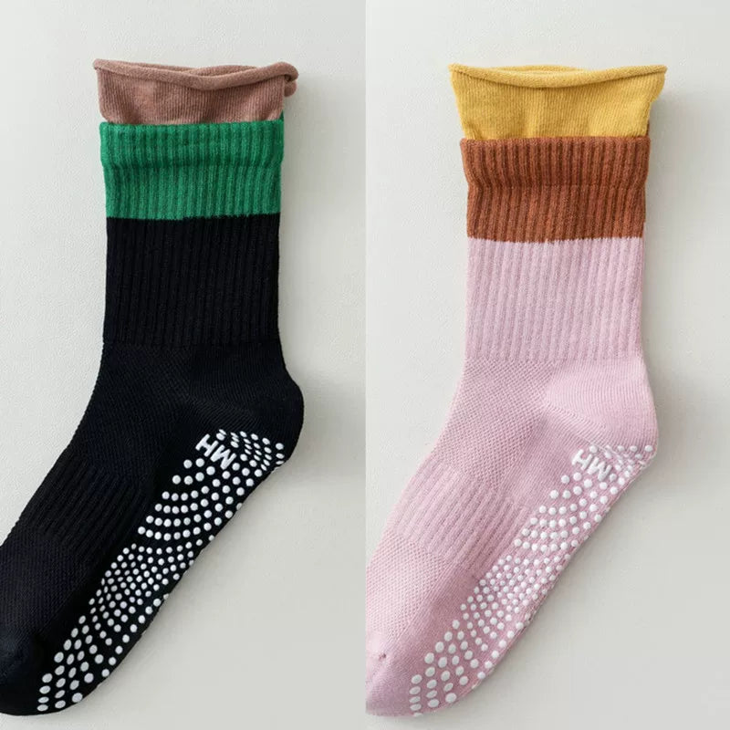 Hawecc | Non-Slip Split-Toe Mid-Calf Socks for Floor Workouts