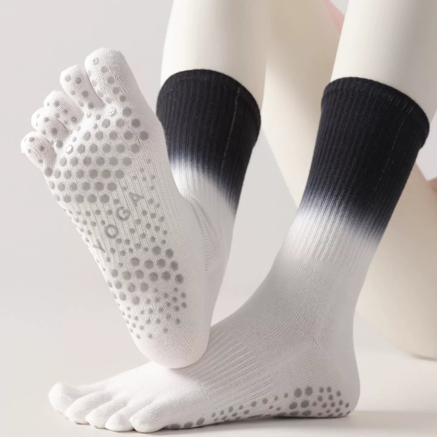 Hawecc | Women’s Non-Slip Split-Toe Fitness Socks
