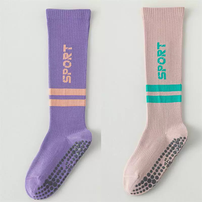 Hawecc | Indoor Mid-Calf Split-Toe Yoga Socks