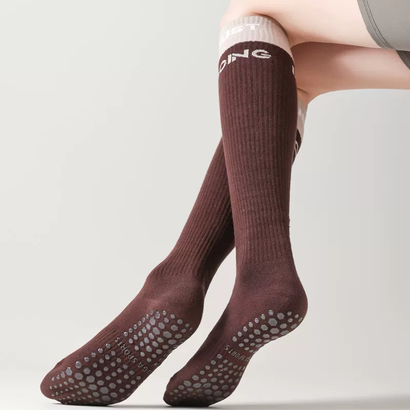 Hawecc | Indoor Fitness Socks with Split-Toe Design for Women