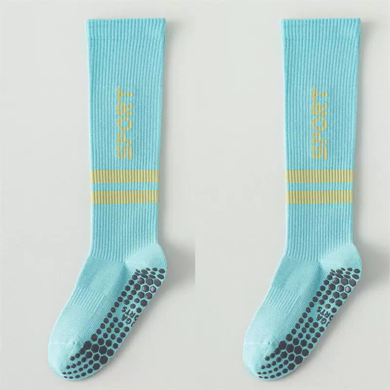 Hawecc | Indoor Mid-Calf Split-Toe Yoga Socks