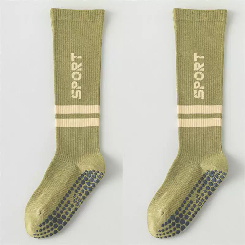 Hawecc | Indoor Mid-Calf Split-Toe Yoga Socks