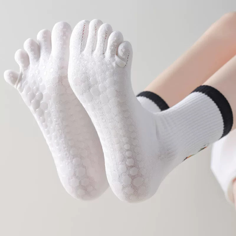 Hawecc | Split-Toe Grip Socks for Women’s Indoor Fitness