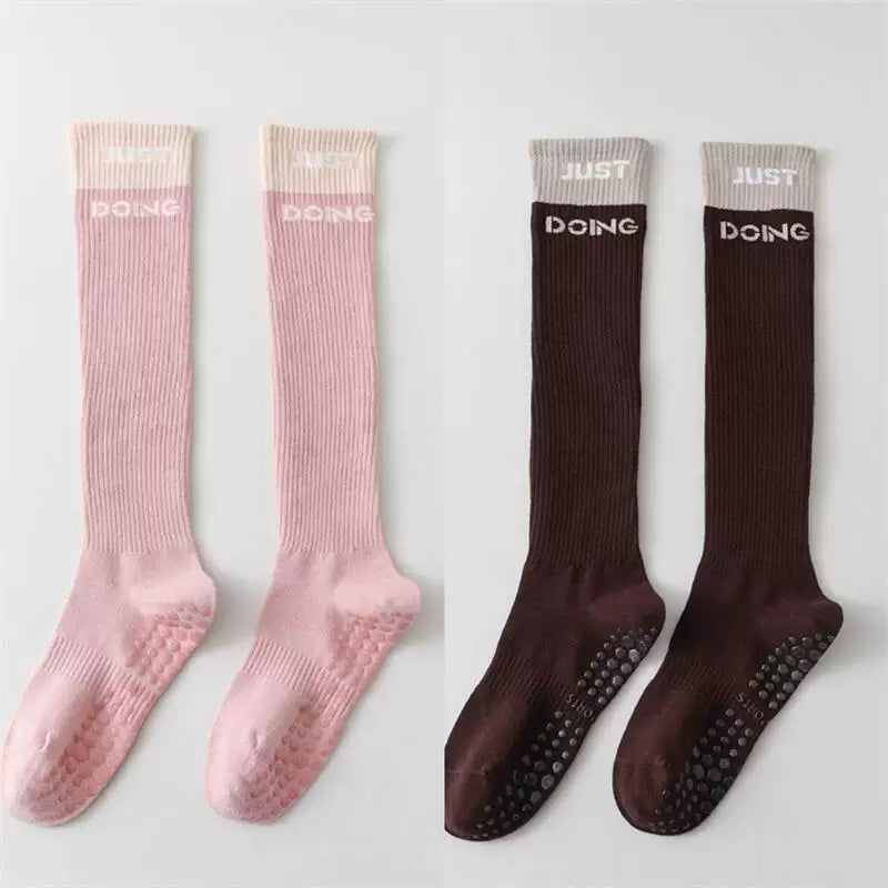 Hawecc | Indoor Fitness Socks with Split-Toe Design for Women