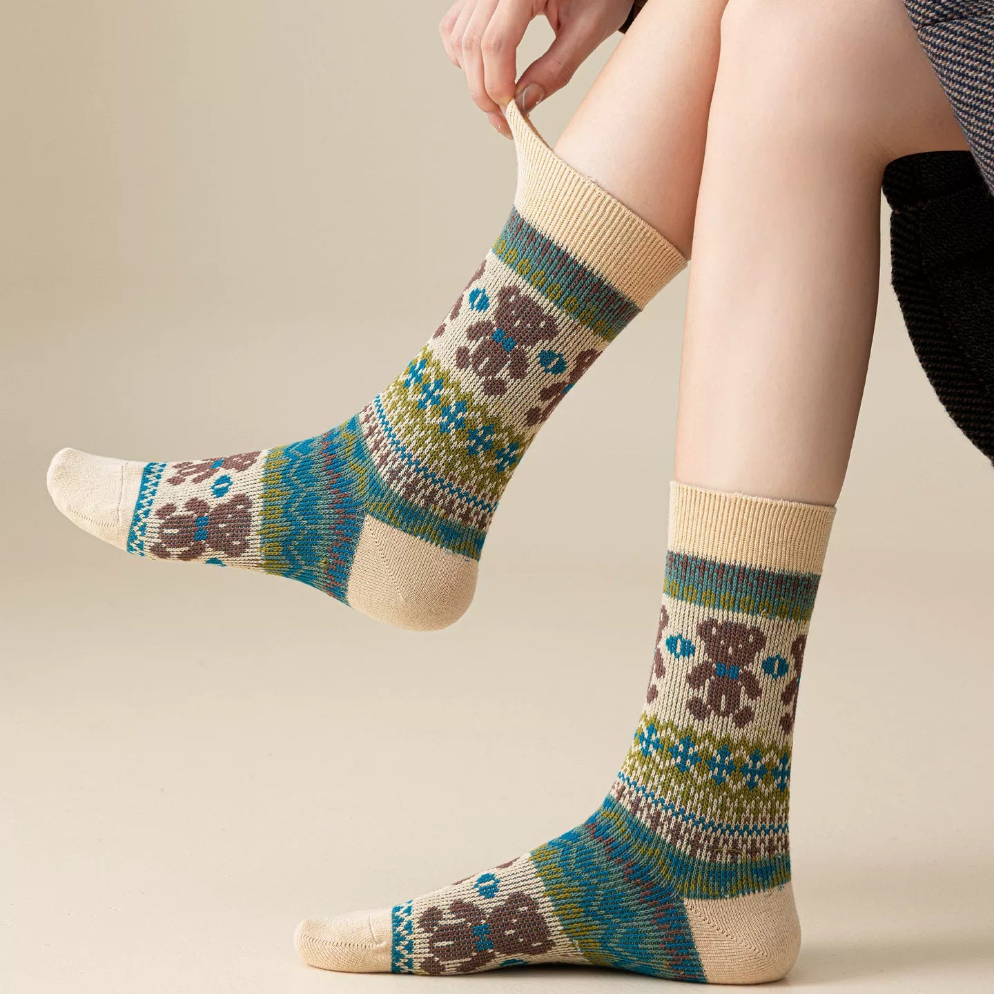 Hawecc | Split-Toe Mid-Calf Socks for Home and Studio Fitness