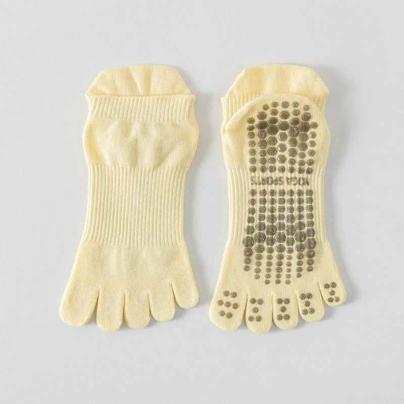 Hawecc | Indoor Fitness Socks with Split-Toe and Grip