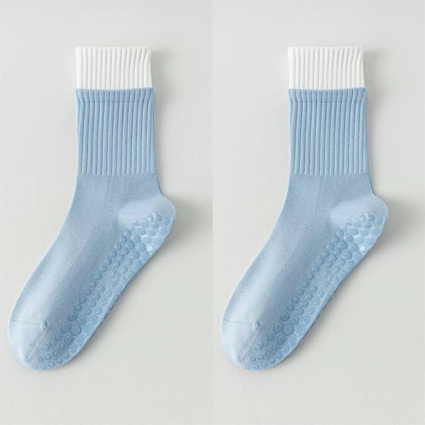 Hawecc | Women’s Non-Slip Split-Toe Socks for Pilates and Yoga