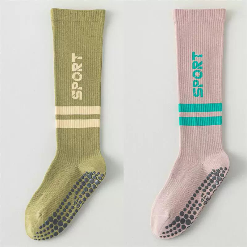 Hawecc | Indoor Mid-Calf Split-Toe Yoga Socks