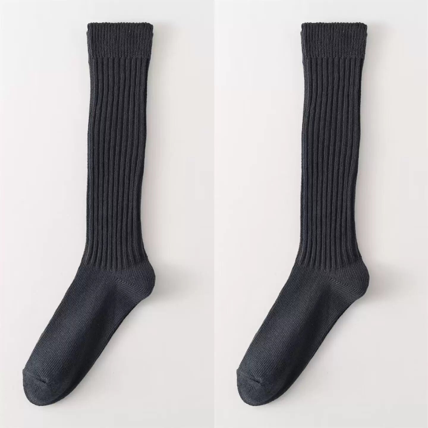 Hawecc | Split-Toe Indoor Fitness Socks for Women  Description