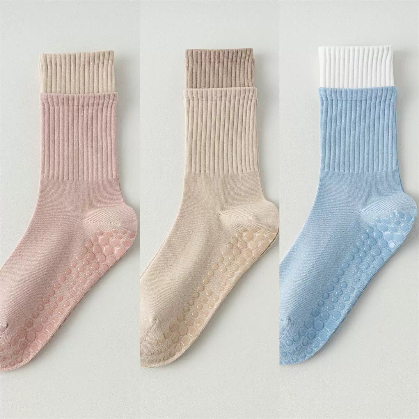 Hawecc | Women’s Non-Slip Split-Toe Socks for Pilates and Yoga