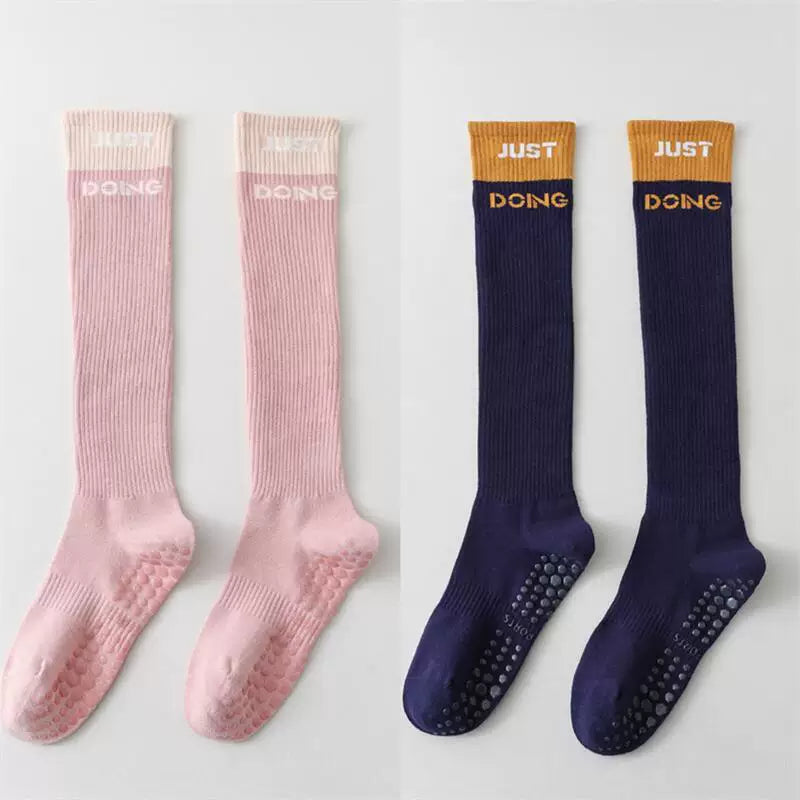 Hawecc | Indoor Fitness Socks with Split-Toe Design for Women