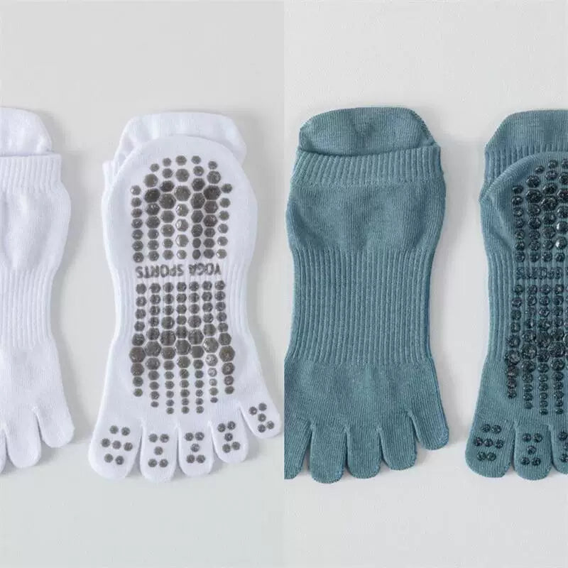 Hawecc | Indoor Fitness Socks with Split-Toe and Grip